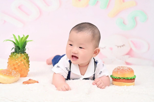 万宁怀孕多久会觉得饿
